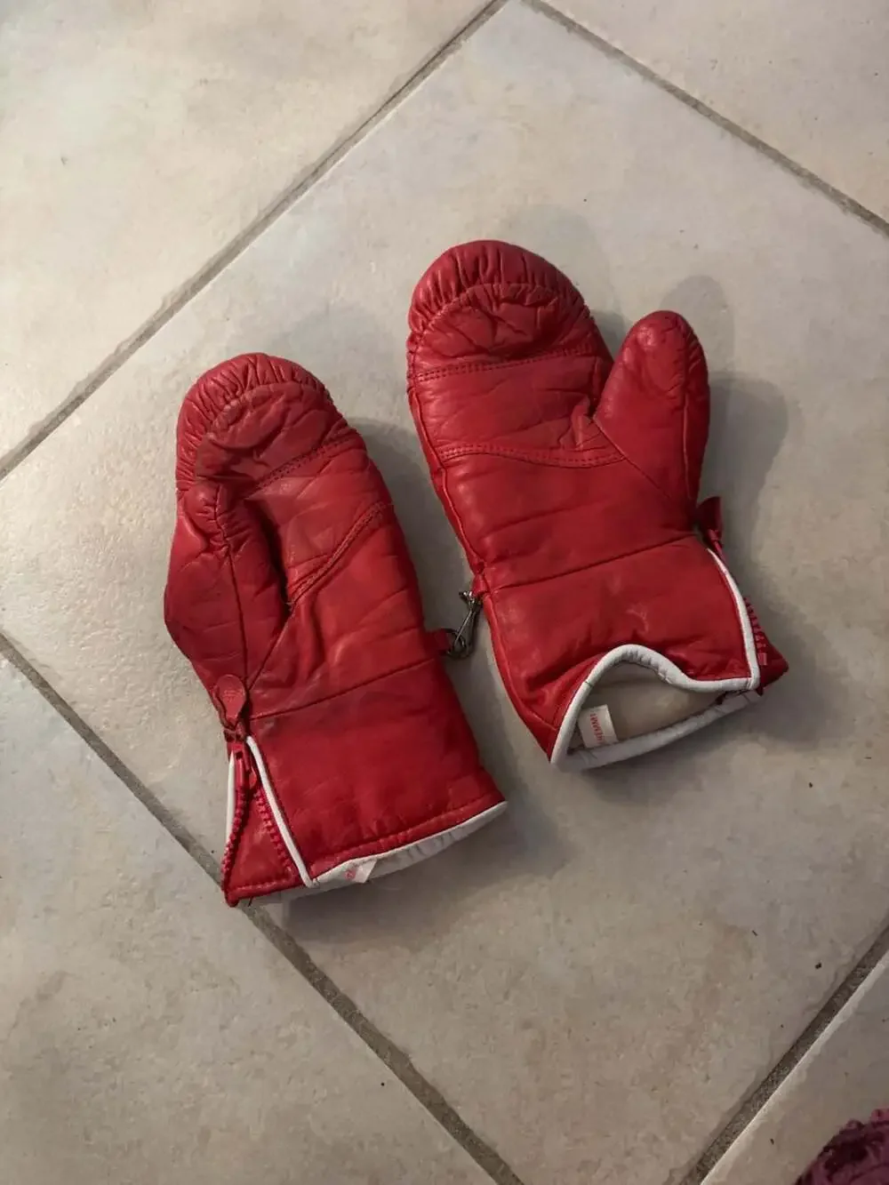 Vintage Heini Hemmi Red Leather Ski Mittens 1980s Swiss Mountaineering Gloves SM
